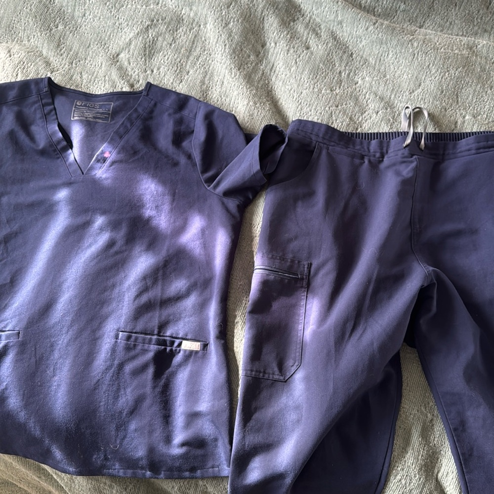Navy Scrub Set by Figs